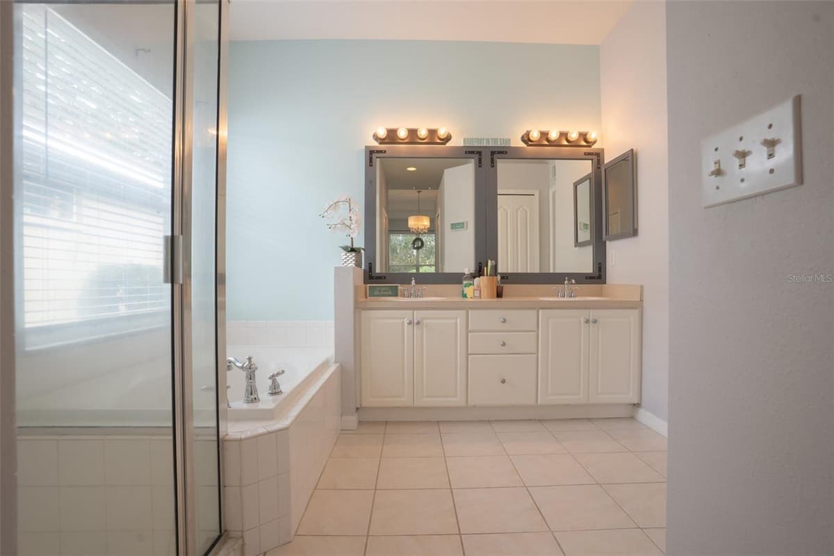 5029 TORREY HILLS LANE — photo 17 of 29