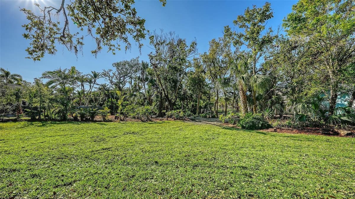 1440 KIMLIRA LANE — photo 39 of 50