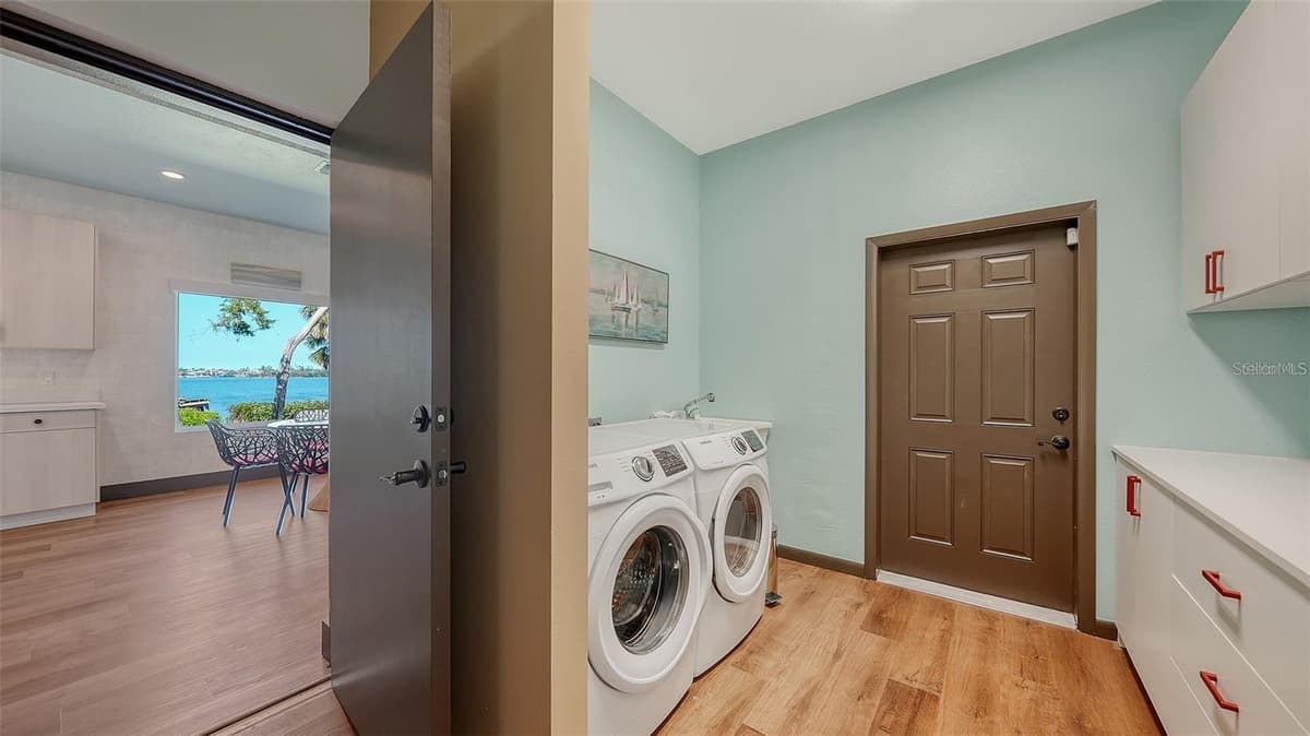 1440 KIMLIRA LANE — photo 34 of 50