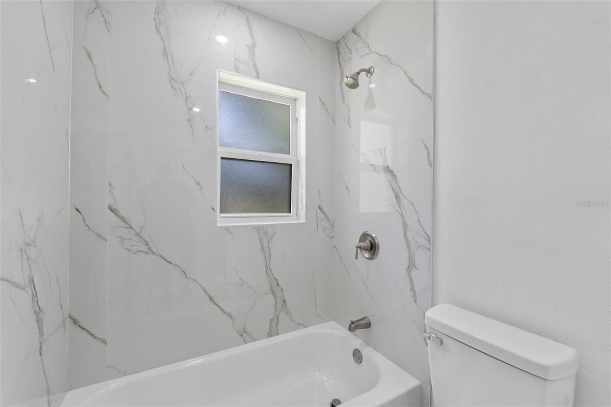 1524 PROVIDENCE BOULEVARD — photo 20 of 44