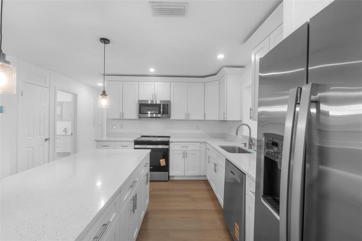 1524 PROVIDENCE BOULEVARD — photo 15 of 44