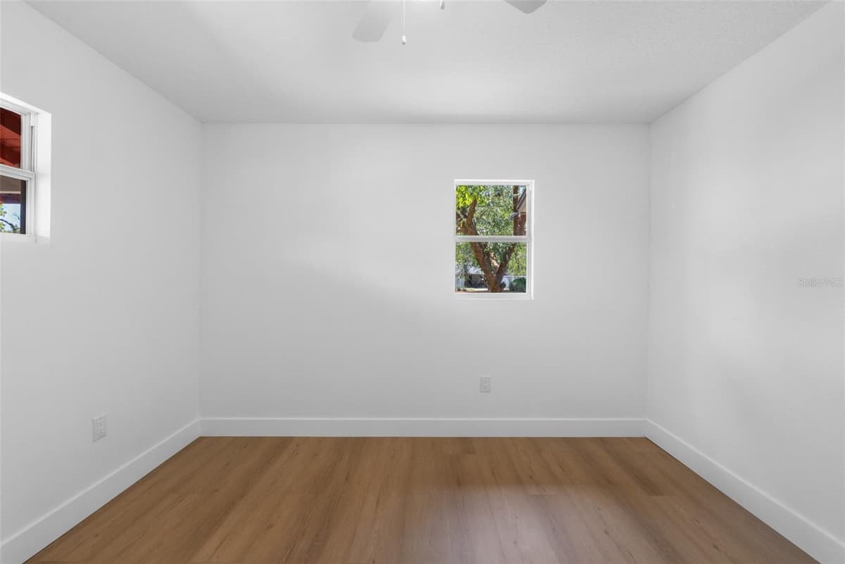 1524 PROVIDENCE BOULEVARD — photo 17 of 44