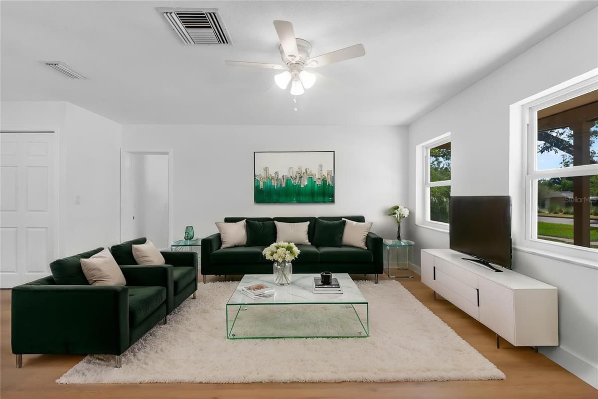 1524 PROVIDENCE BOULEVARD — photo 7 of 44