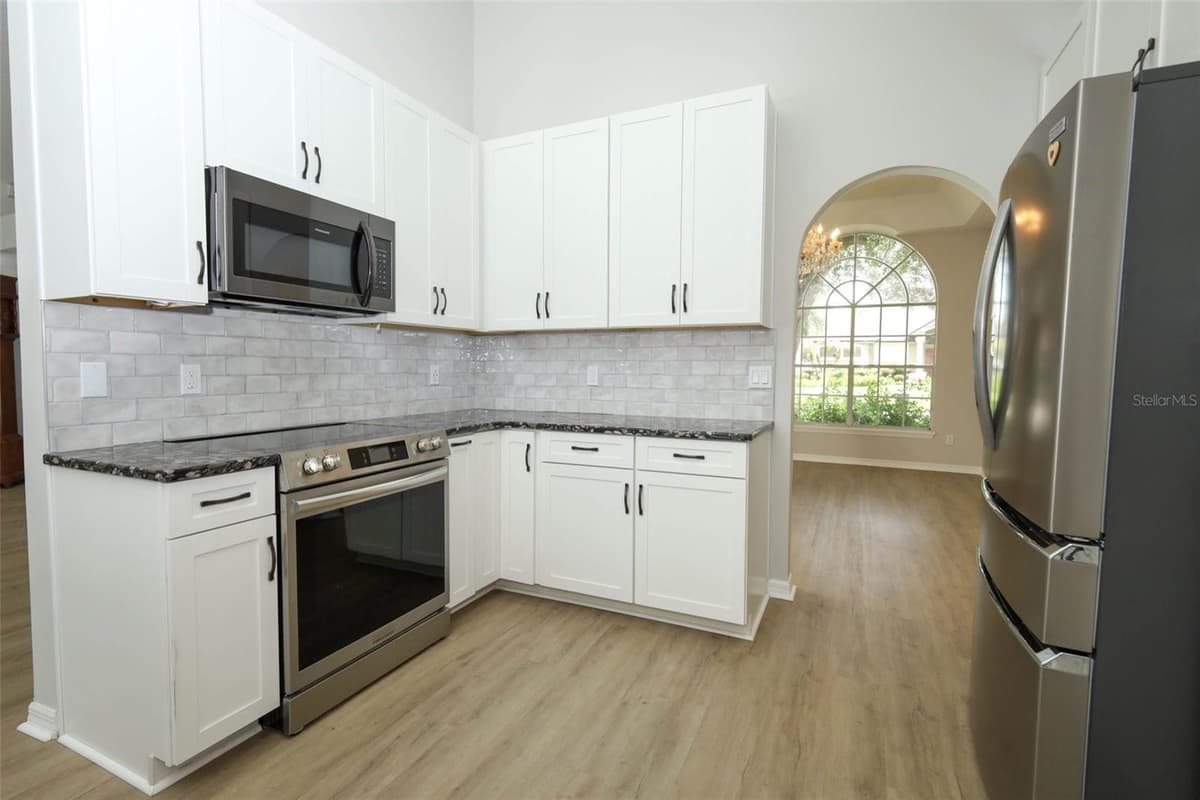 2357 CHANTILLY TERRACE — photo 14 of 61