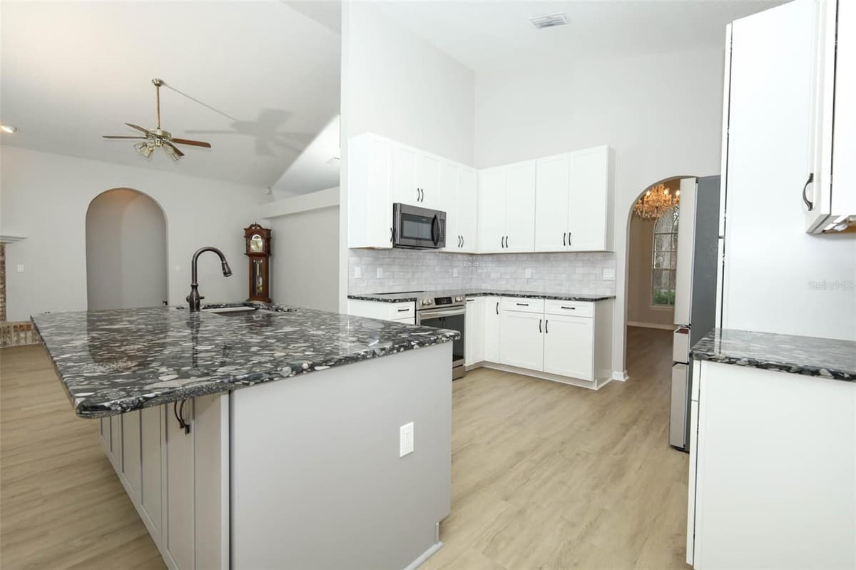 2357 CHANTILLY TERRACE — photo 13 of 61