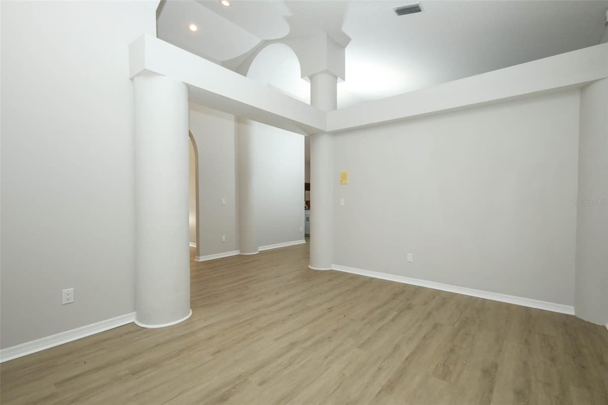 2357 CHANTILLY TERRACE — photo 8 of 61
