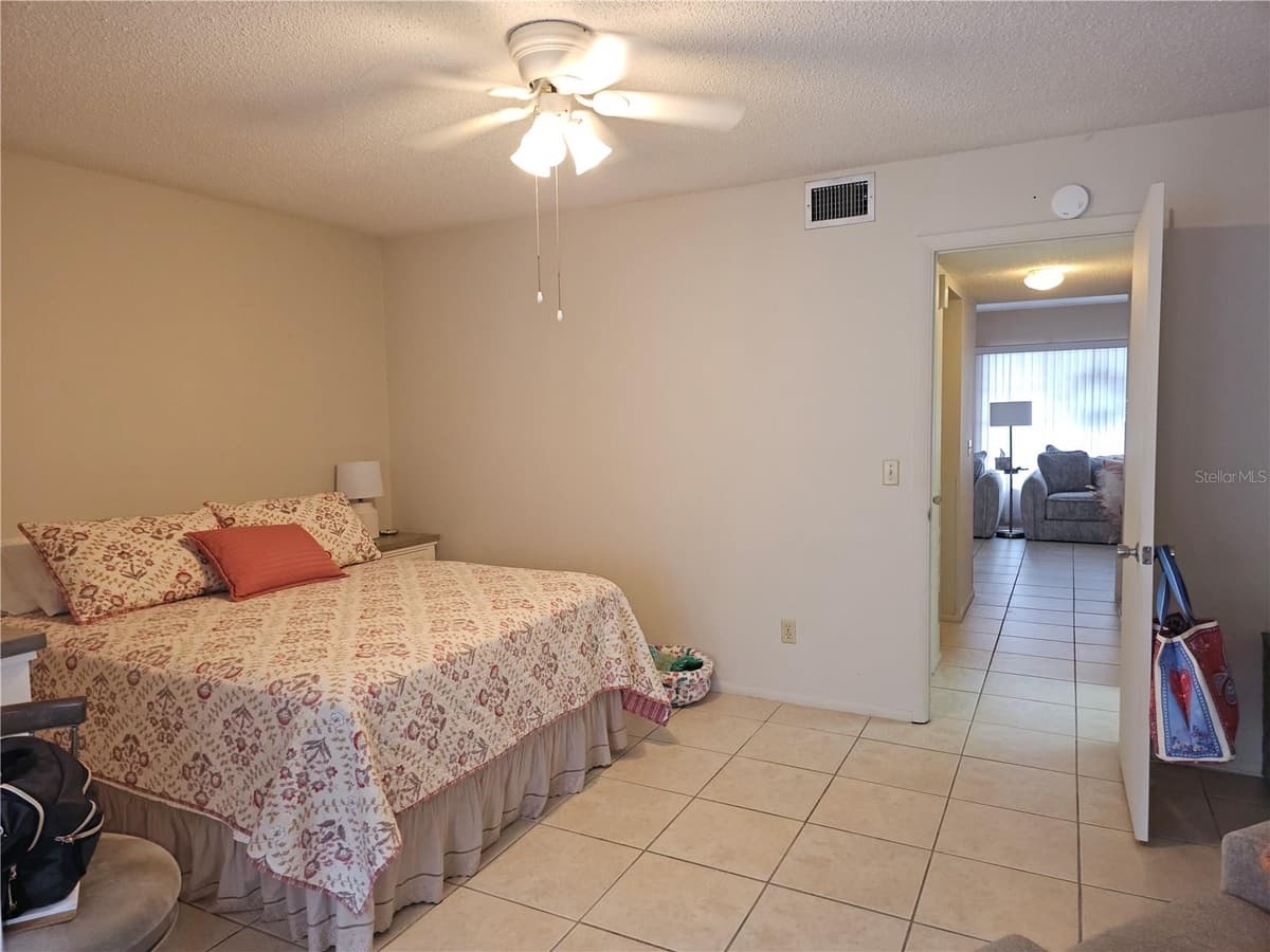 2458 COLUMBIA DRIVE — photo 17 of 76