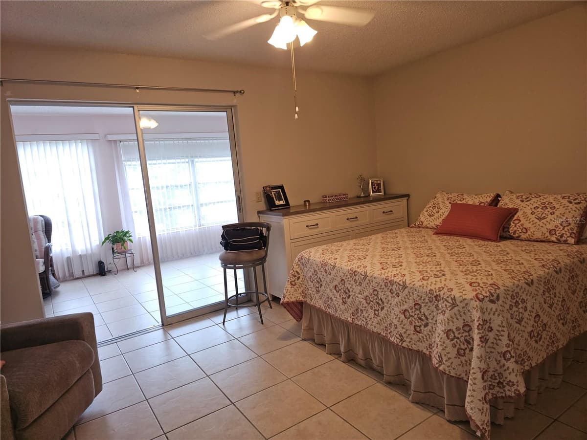 2458 COLUMBIA DRIVE — photo 13 of 76