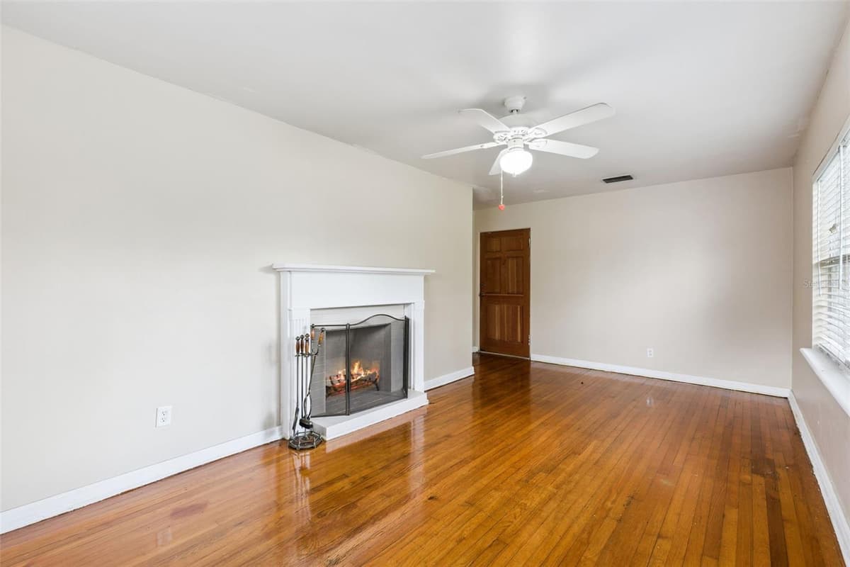 846 DRIVER AVENUE — photo 8 of 25
