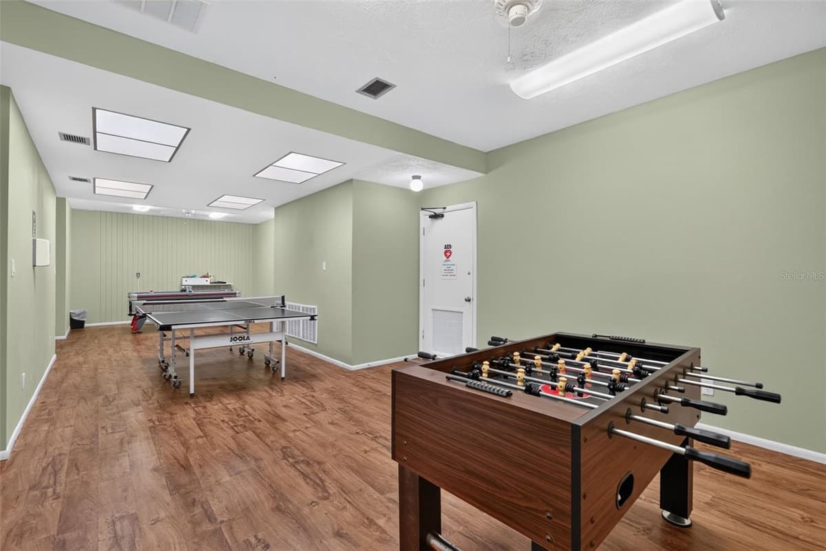 4390 EXETER DRIVE — photo 46 of 90