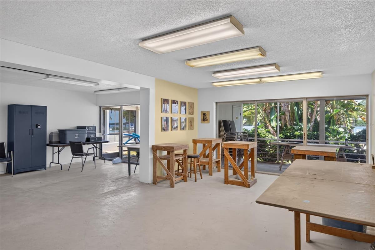 4390 EXETER DRIVE — photo 55 of 90