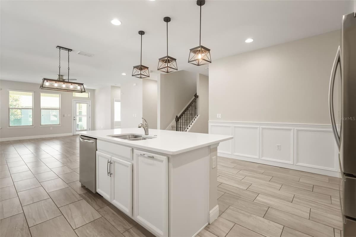 9561 WATERWAY PASSAGE DRIVE — photo 16 of 71
