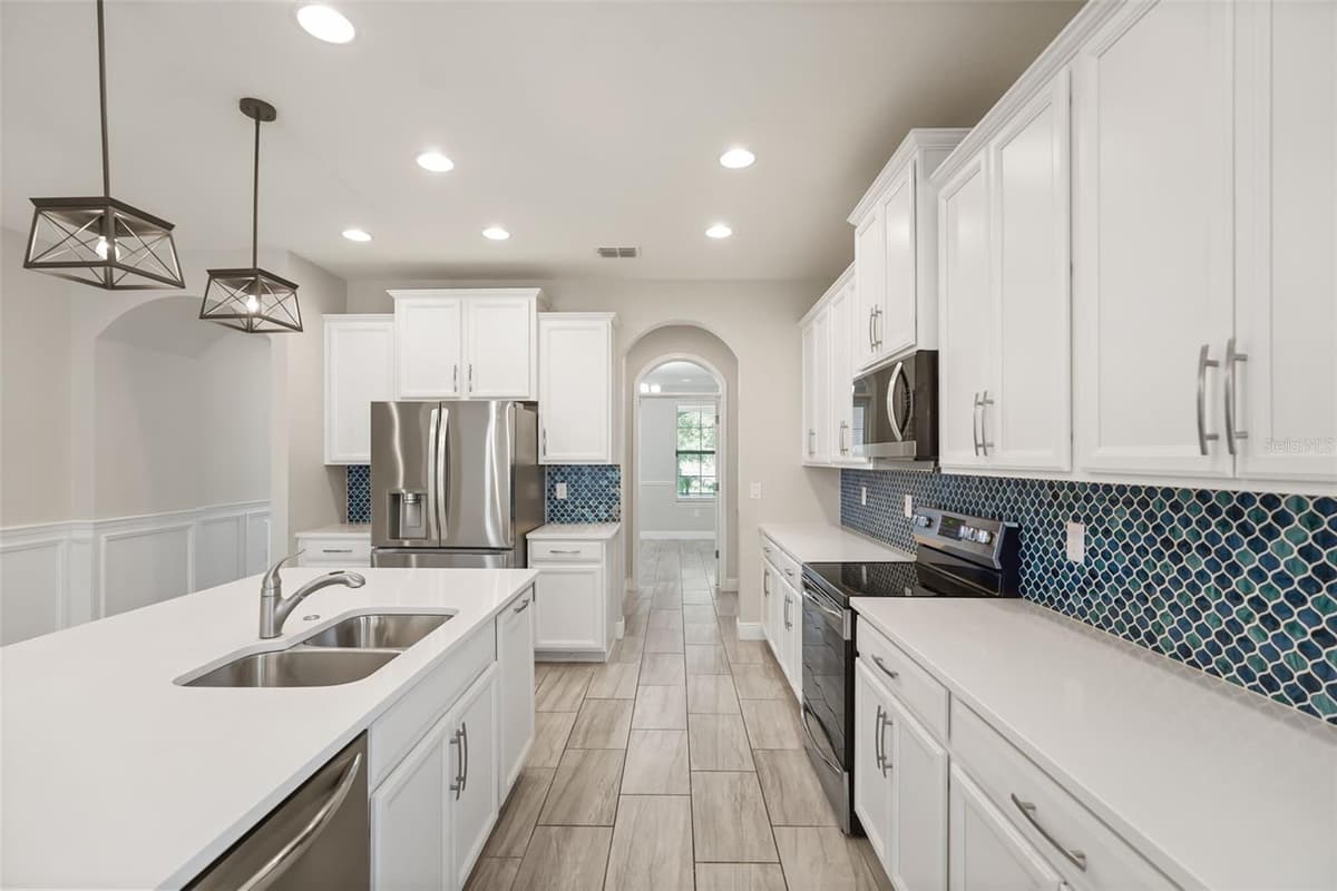 9561 WATERWAY PASSAGE DRIVE — photo 18 of 71