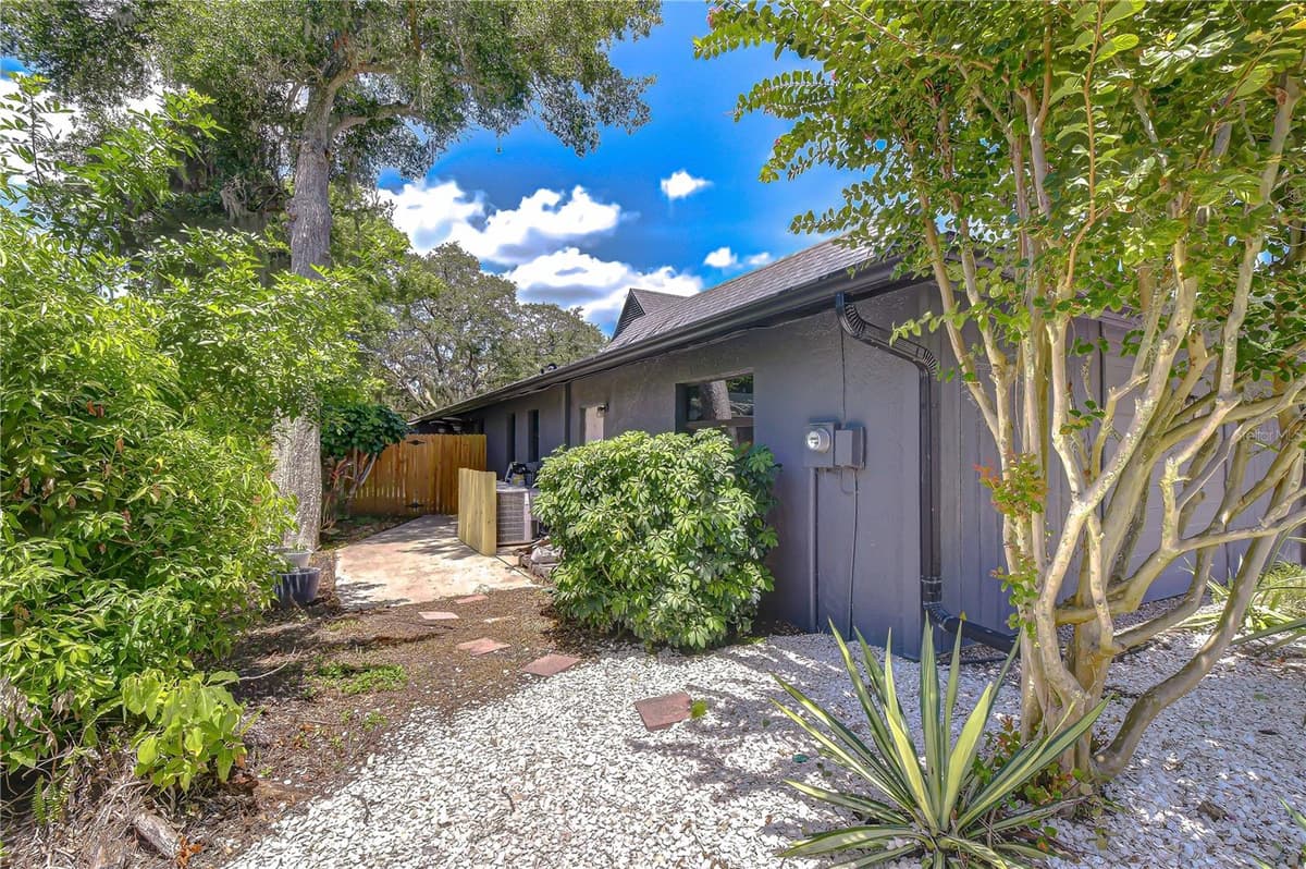 2980 BRIDLEWOOD DRIVE — photo 97 of 99