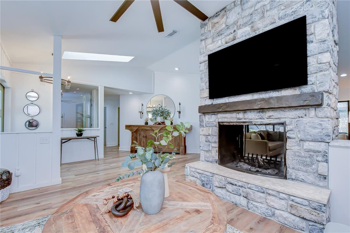 2980 BRIDLEWOOD DRIVE — photo 9 of 99