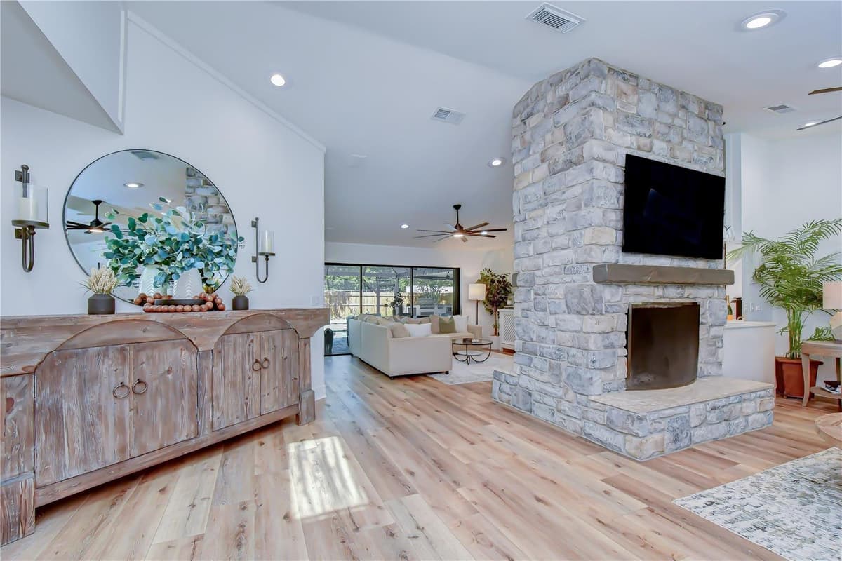 2980 BRIDLEWOOD DRIVE — photo 10 of 99