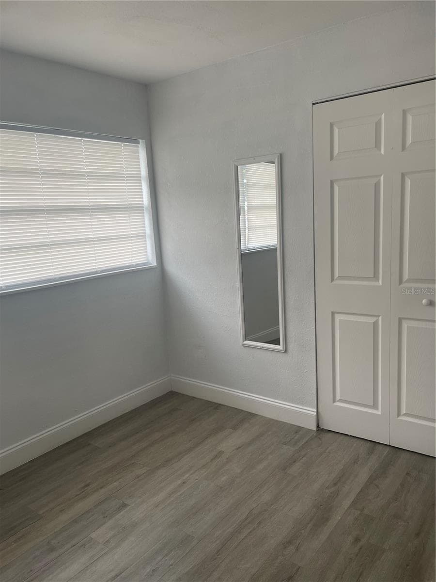 519 DENSON STREET — photo 16 of 33