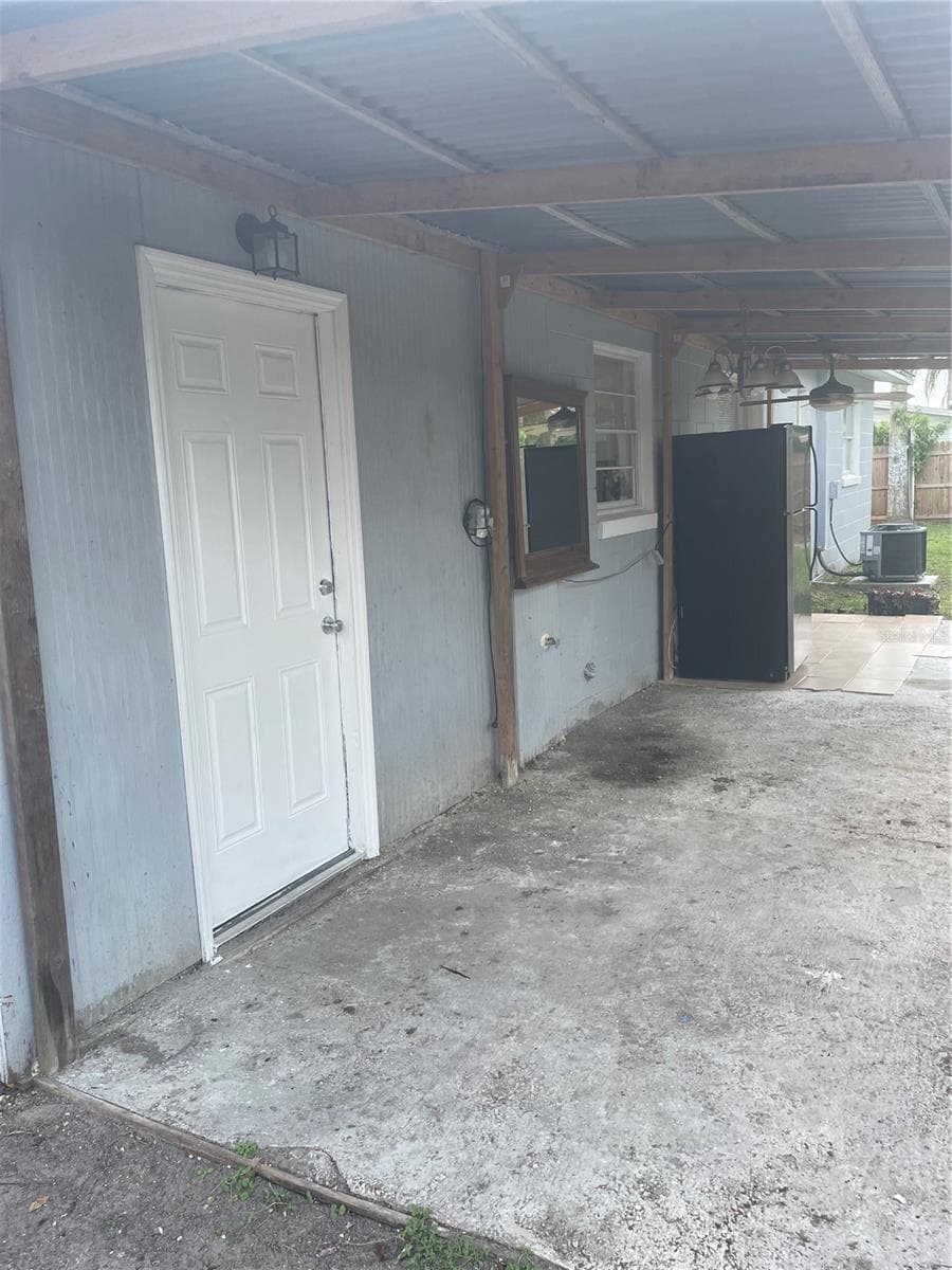 519 DENSON STREET — photo 28 of 33