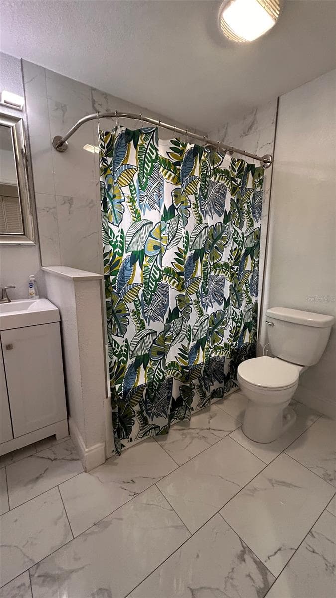 519 DENSON STREET — photo 17 of 33