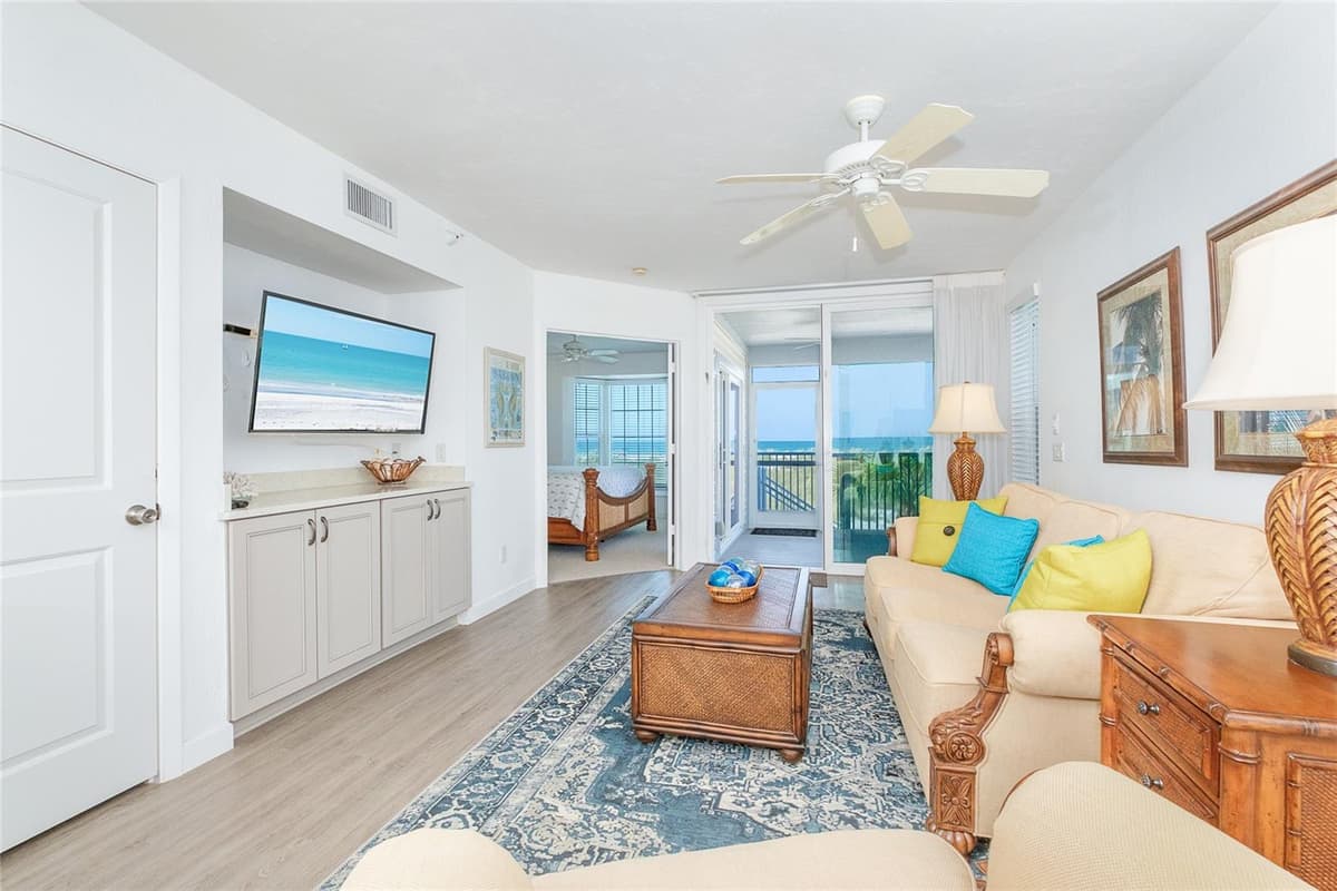 7462 PALM ISLAND DRIVE — photo 14 of 42