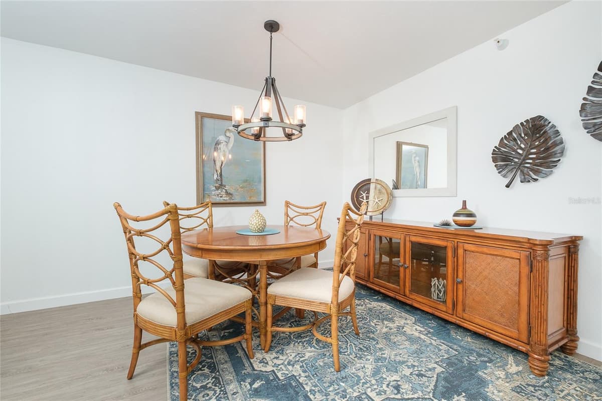 7462 PALM ISLAND DRIVE — photo 13 of 42