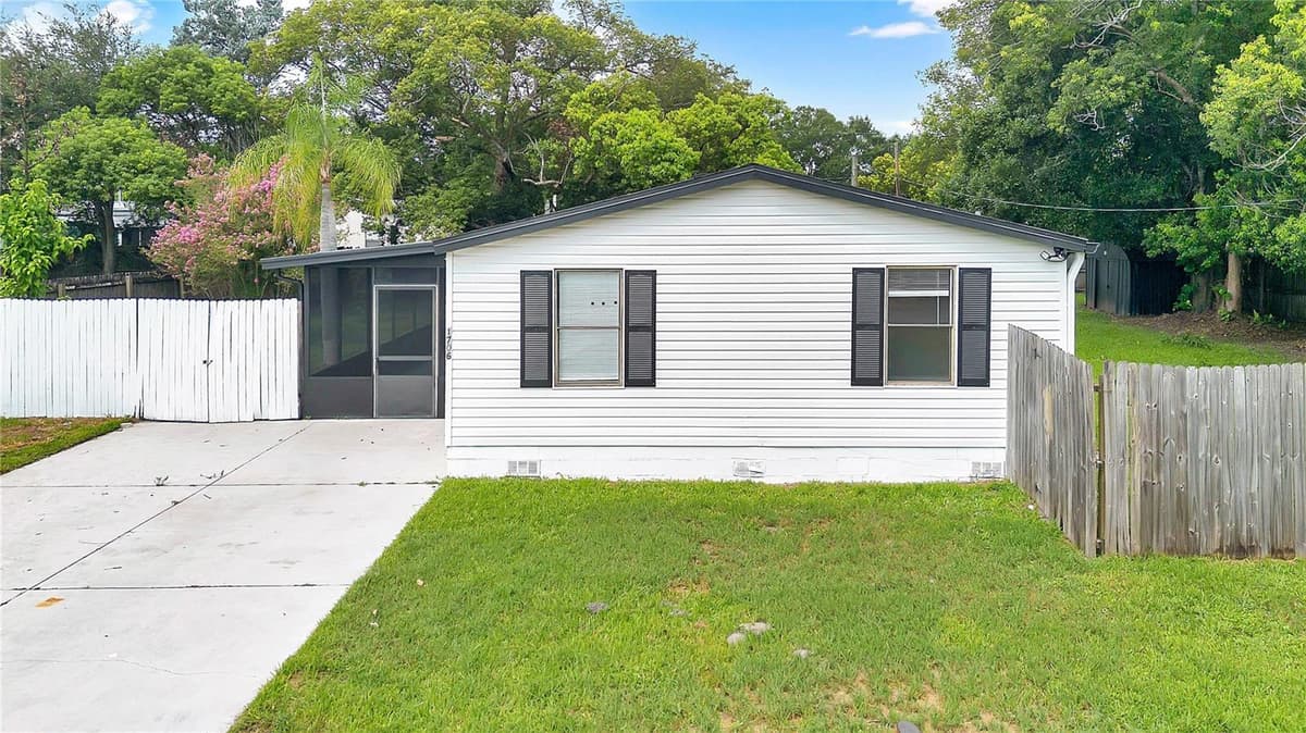 1706 CHARLESTON LANE — photo 1 of 30