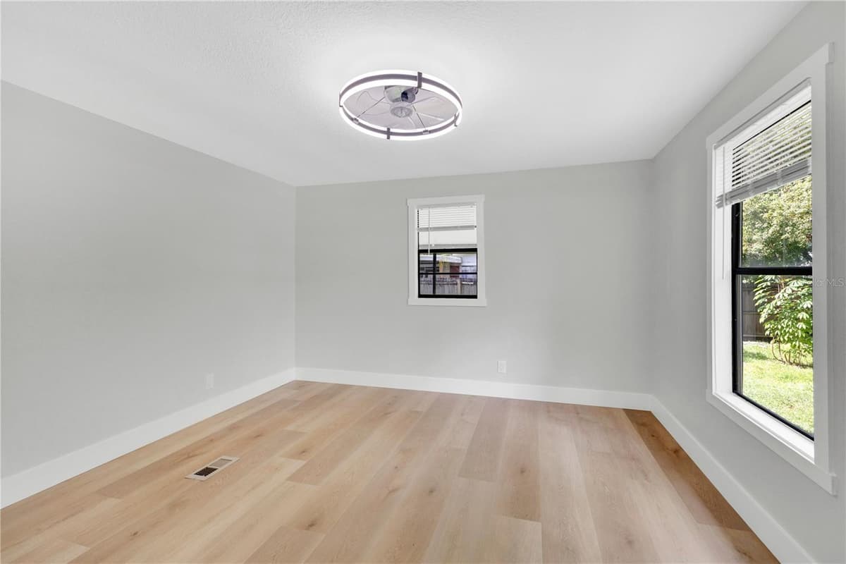 1706 CHARLESTON LANE — photo 12 of 30