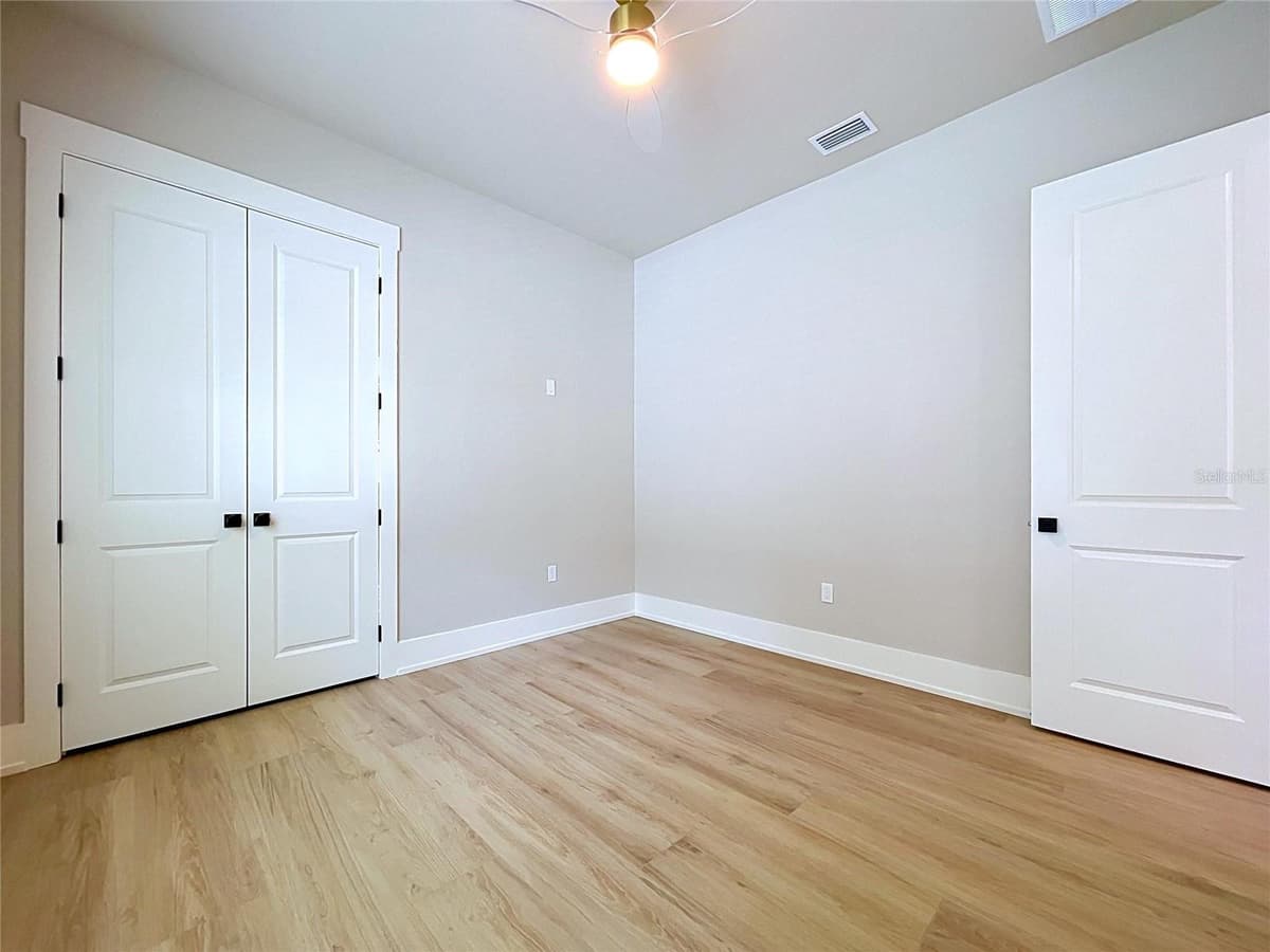 8308 GIBSON OAKS DRIVE — photo 26 of 41