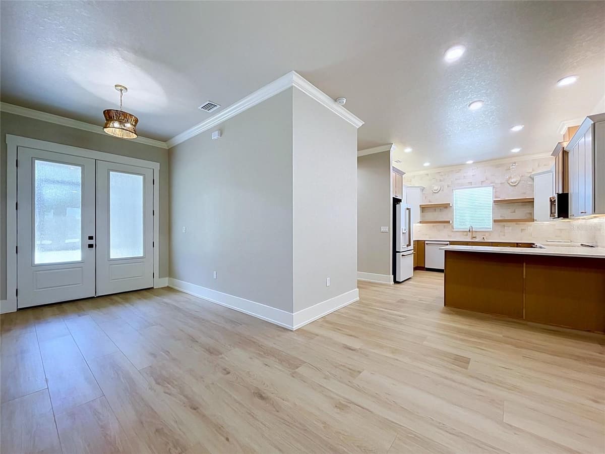 8308 GIBSON OAKS DRIVE — photo 13 of 41