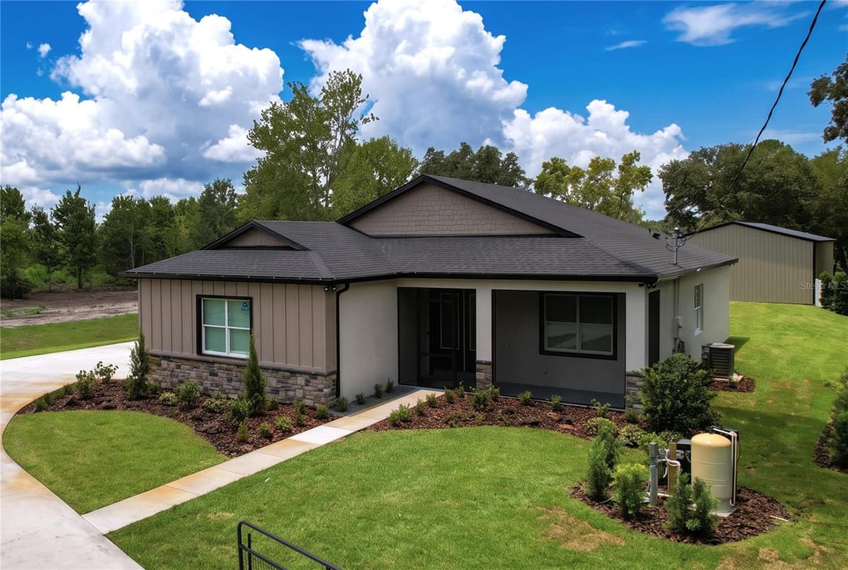 8308 GIBSON OAKS DRIVE — photo 1 of 41