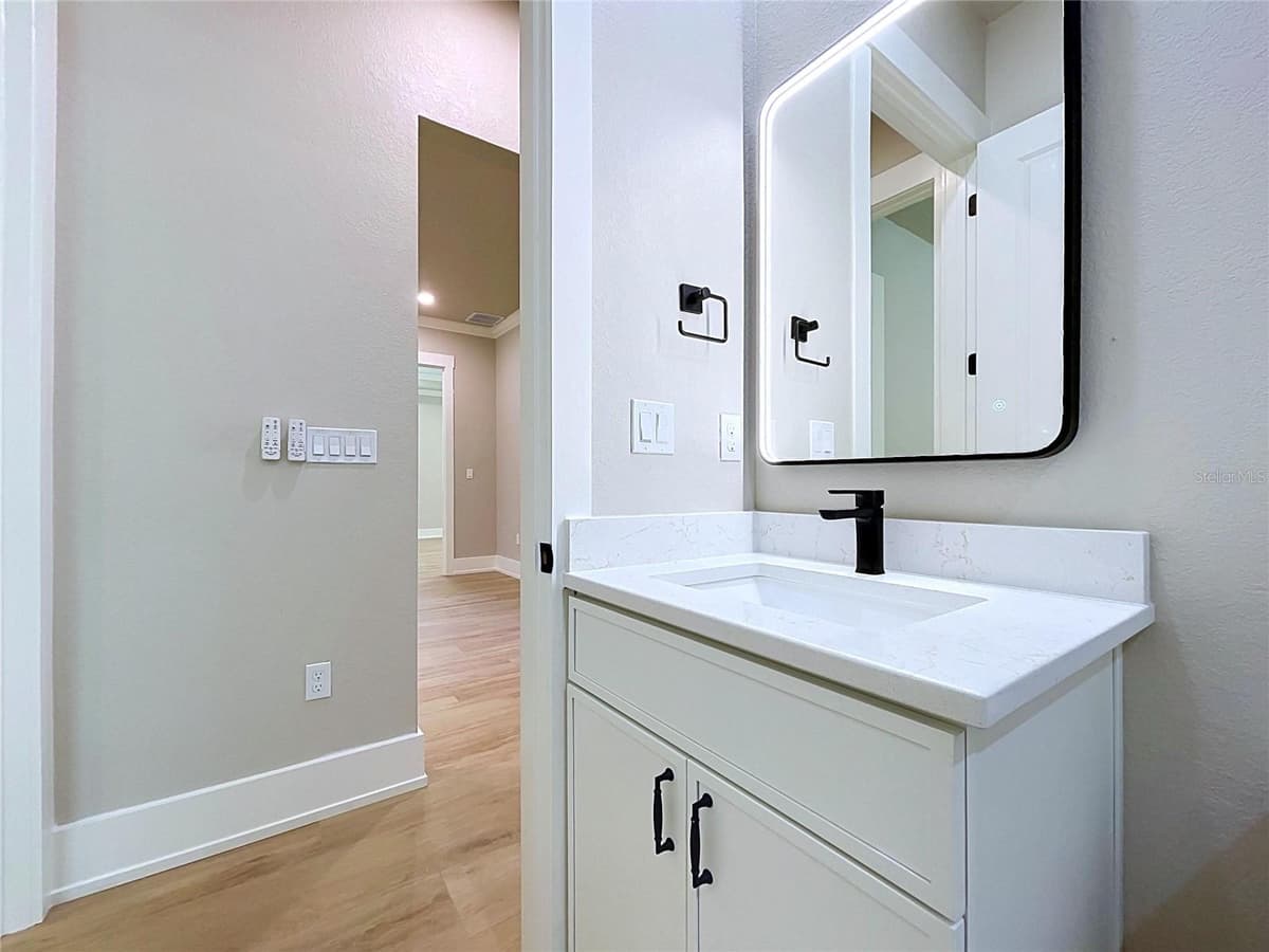 8308 GIBSON OAKS DRIVE — photo 30 of 41