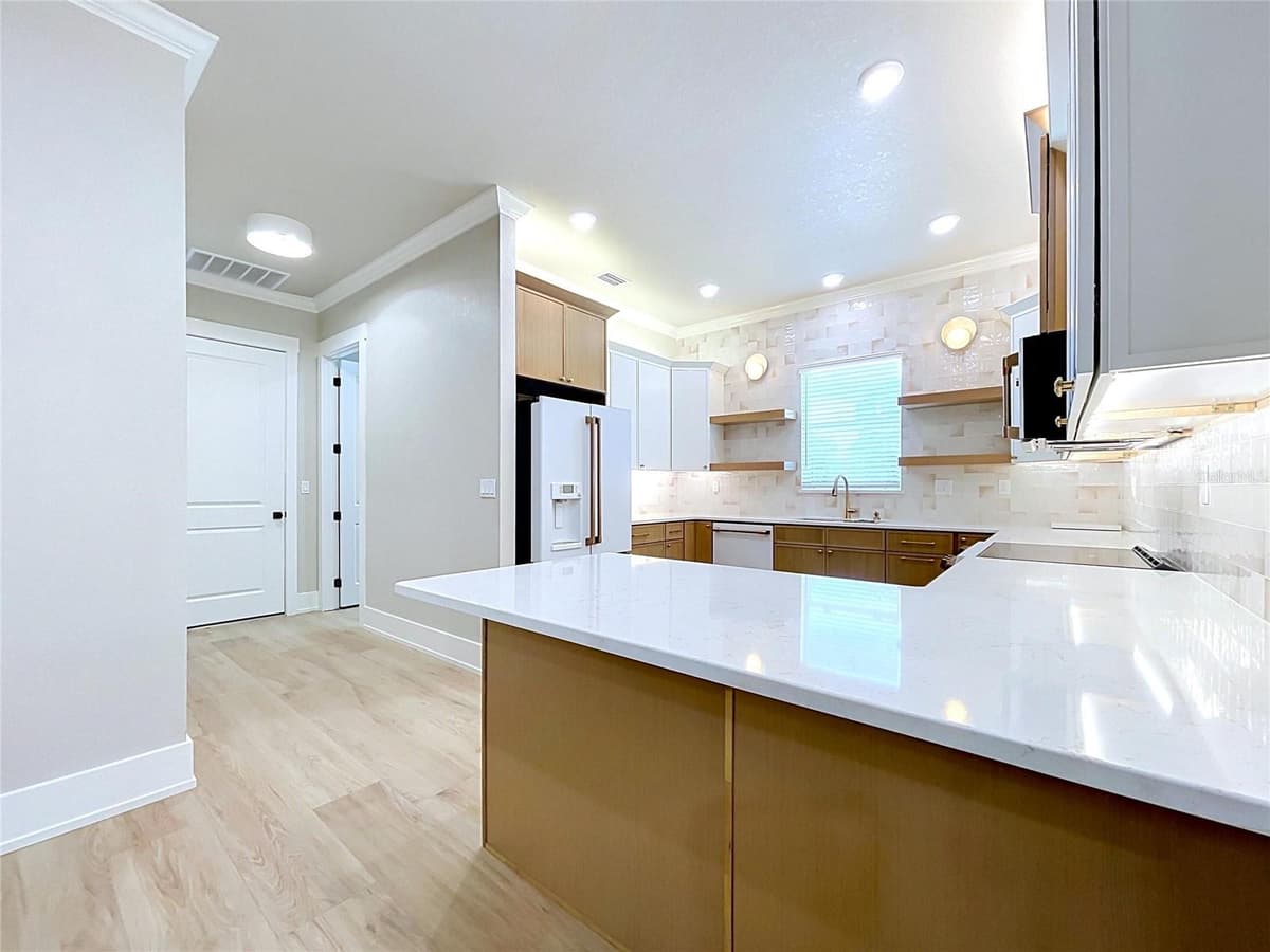 8308 GIBSON OAKS DRIVE — photo 17 of 41