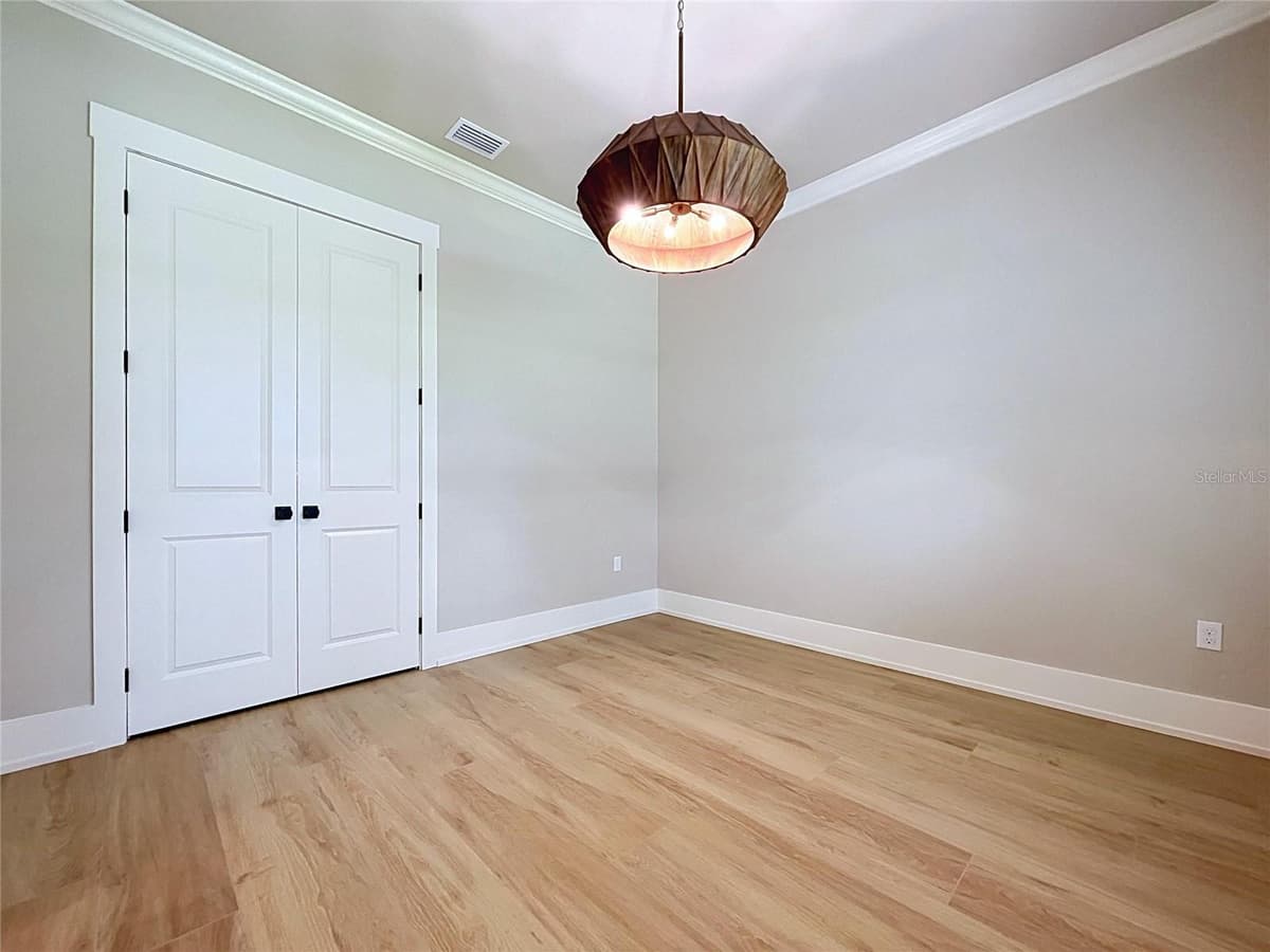 8308 GIBSON OAKS DRIVE — photo 10 of 41