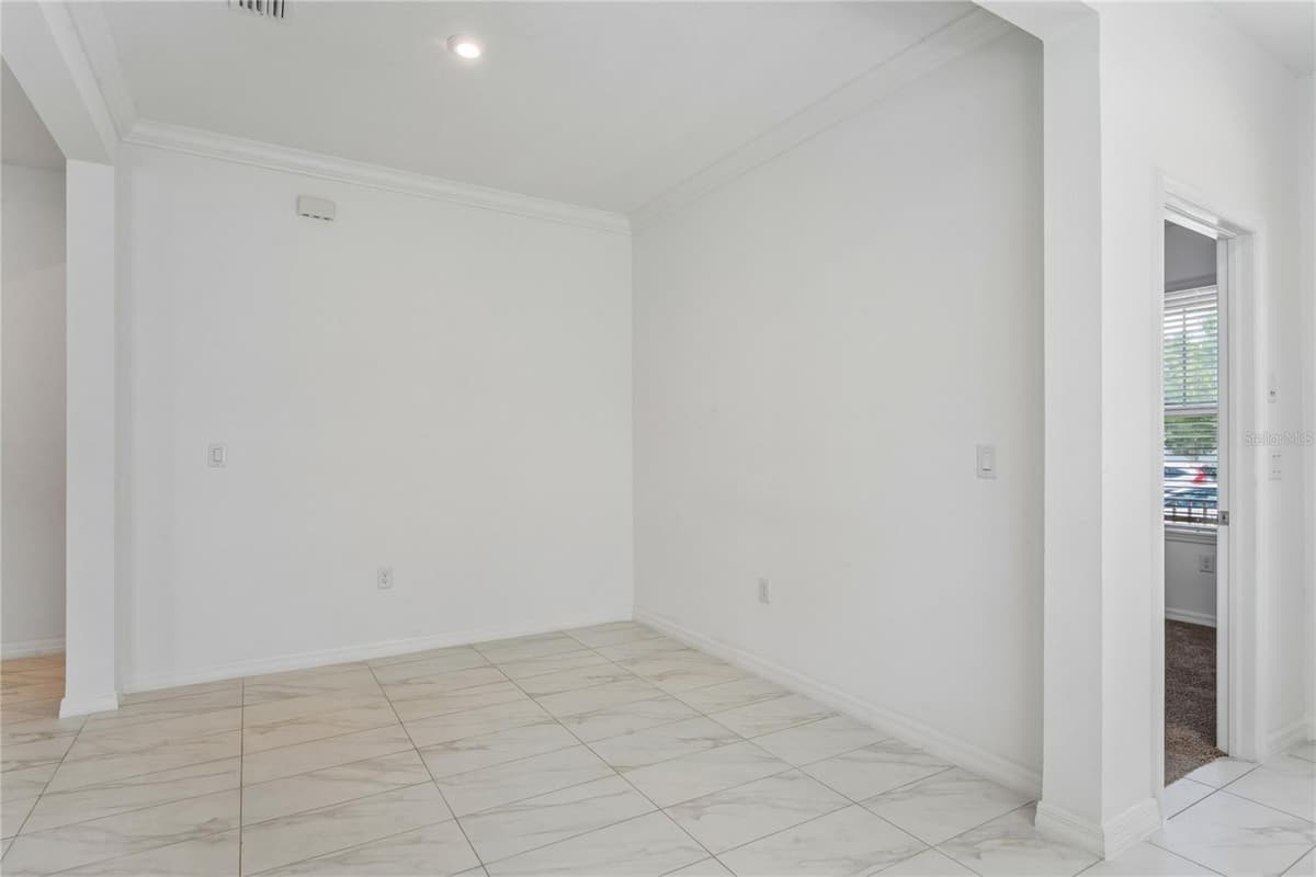 13636 STEVENSON LANE — photo 7 of 76