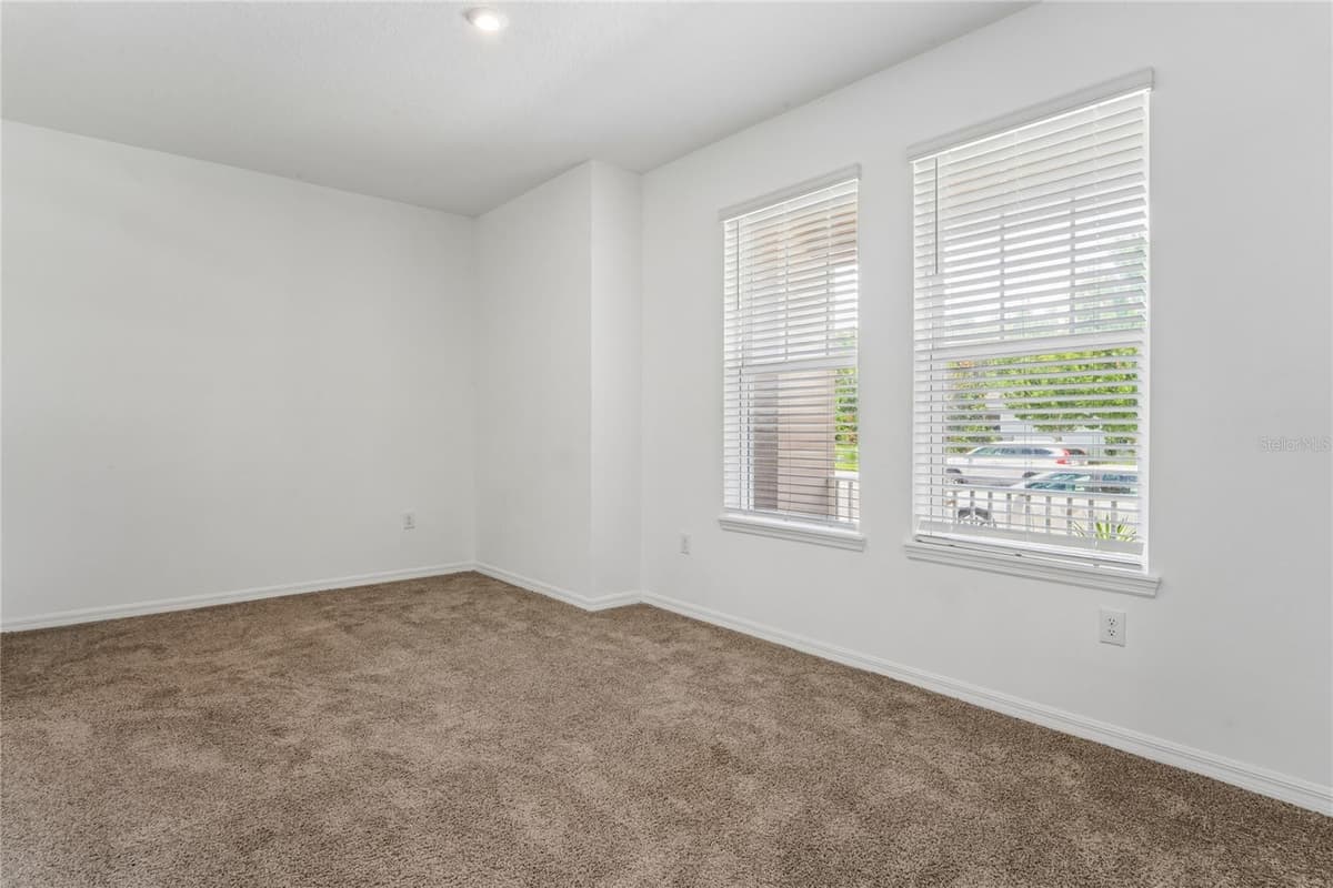 13636 STEVENSON LANE — photo 40 of 76