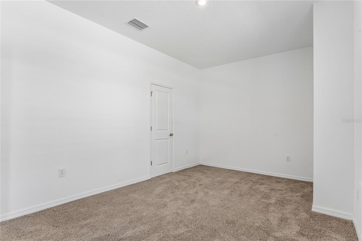 13636 STEVENSON LANE — photo 39 of 76