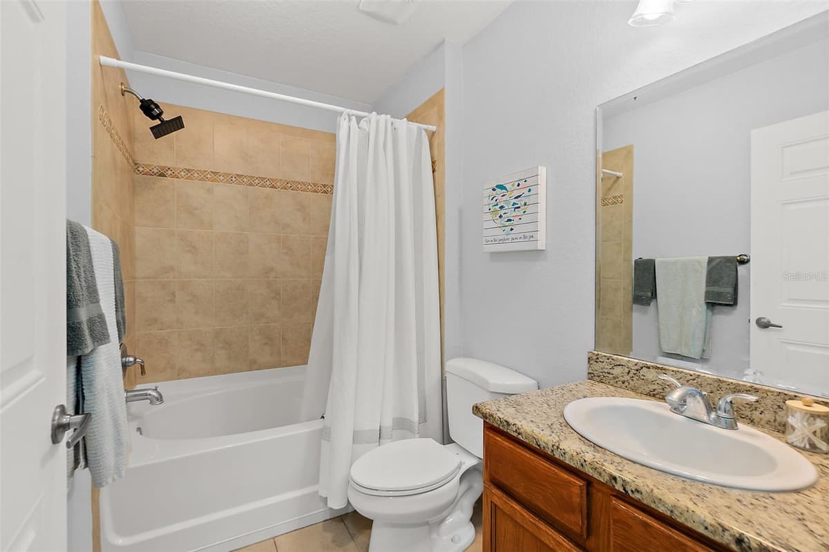 4600 MOODY BOULEVARD — photo 16 of 42