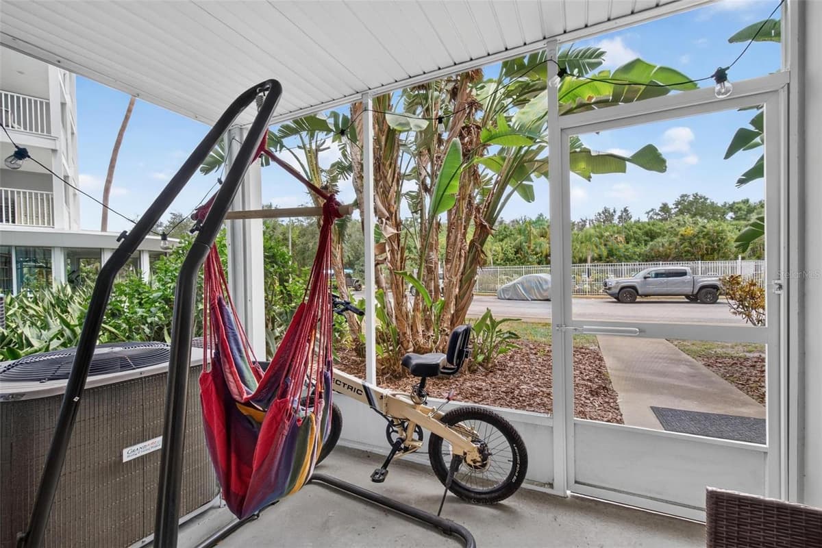 3315 58TH AVENUE — photo 18 of 26