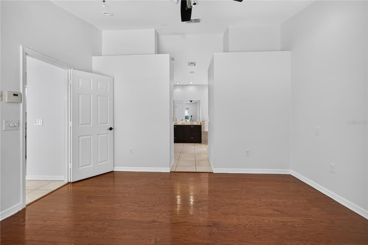 6035 HILLSIDE HEIGHTS DRIVE — photo 16 of 36