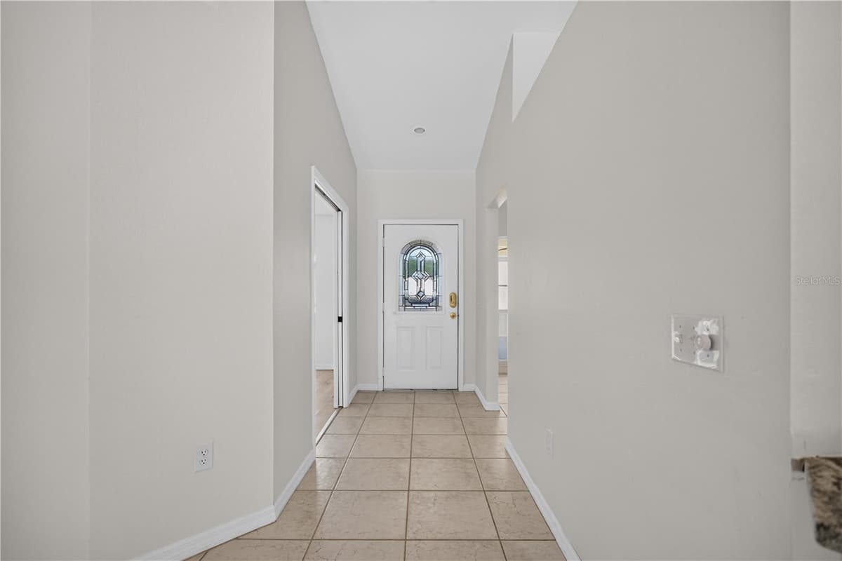 6035 HILLSIDE HEIGHTS DRIVE — photo 4 of 36