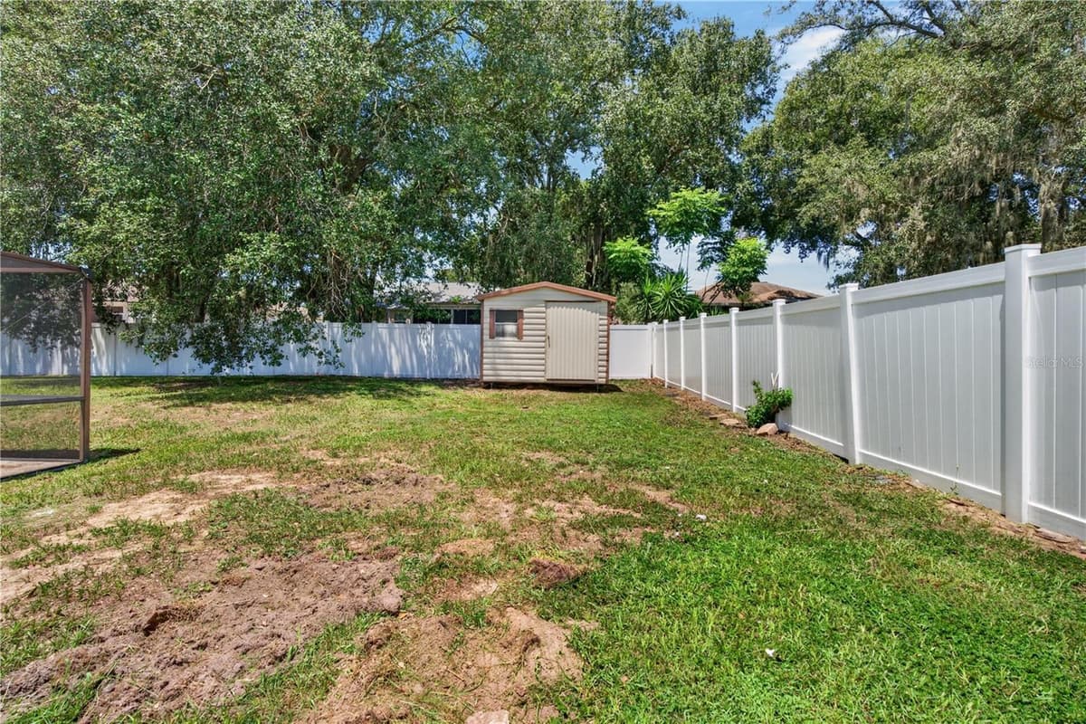 6035 HILLSIDE HEIGHTS DRIVE — photo 33 of 36