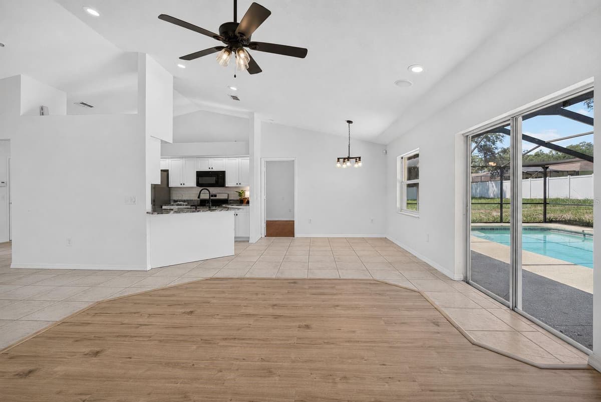 6035 HILLSIDE HEIGHTS DRIVE — photo 12 of 36