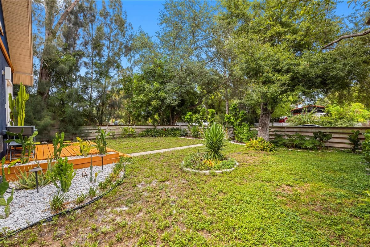 2101 43RD STREET — photo 14 of 42