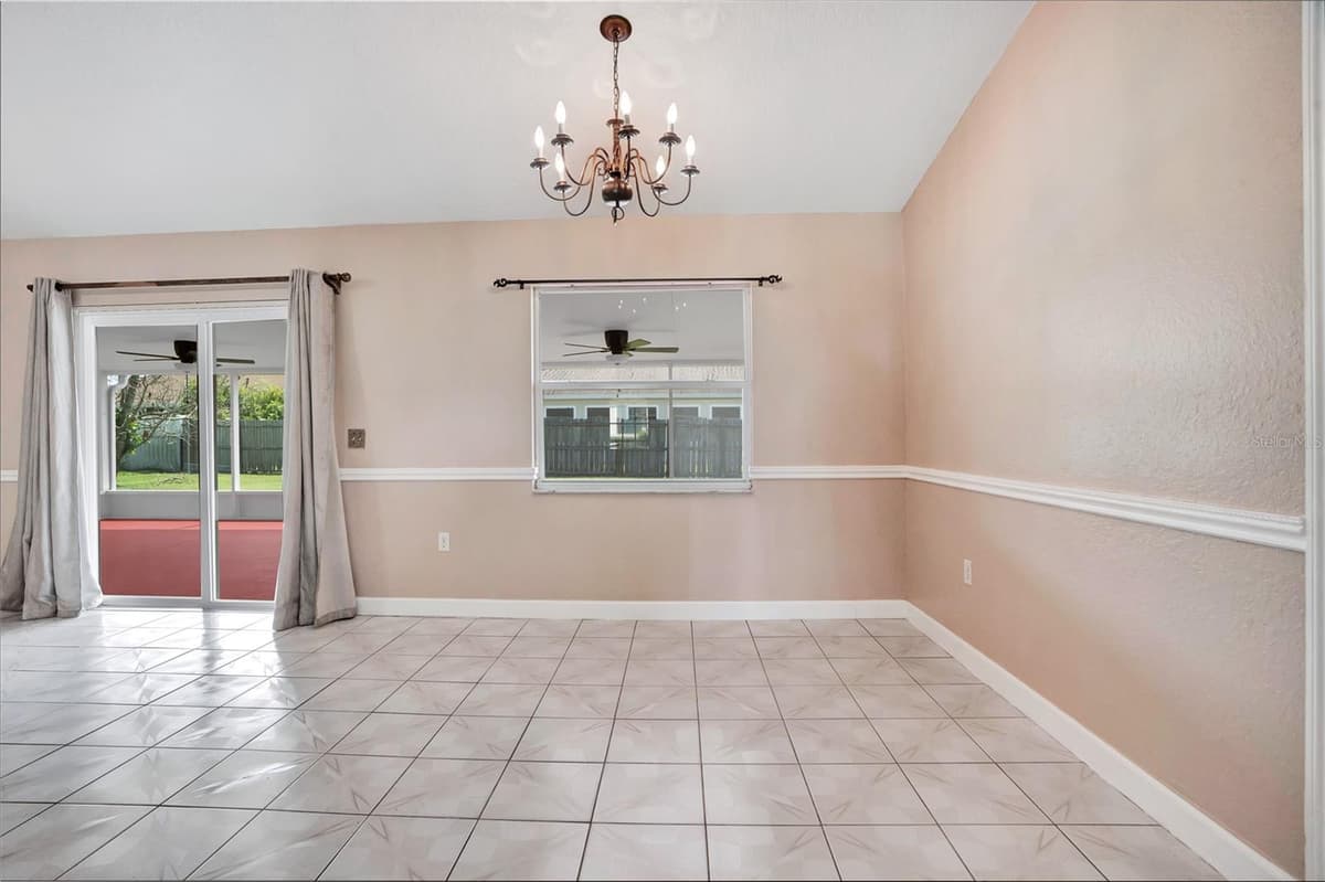 667 JESSANDA CIR — photo 10 of 23