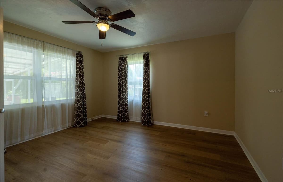 298 COURT STREET — photo 11 of 23
