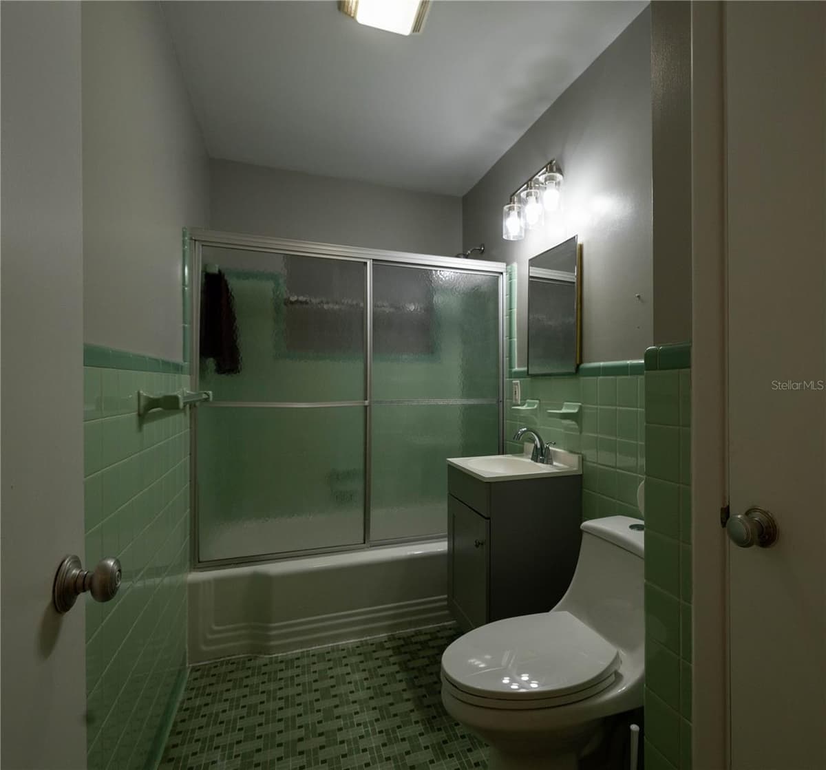298 COURT STREET — photo 9 of 23