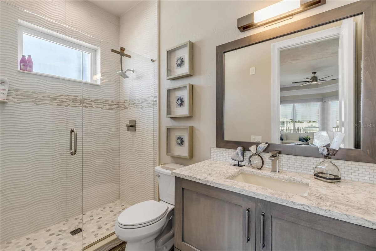 417 QUAY ASSISI — photo 63 of 100