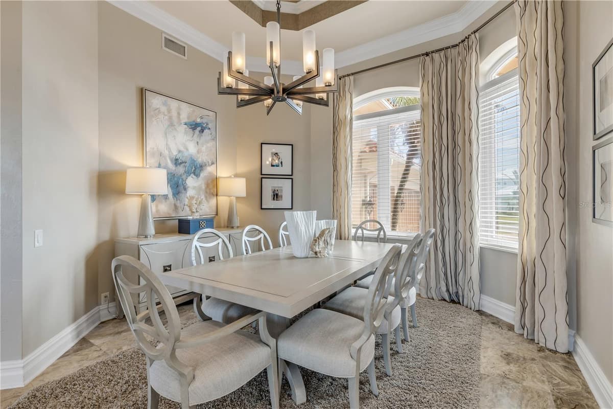 417 QUAY ASSISI — photo 11 of 100
