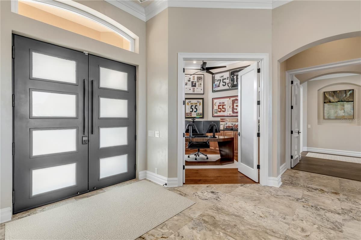 417 QUAY ASSISI — photo 9 of 100