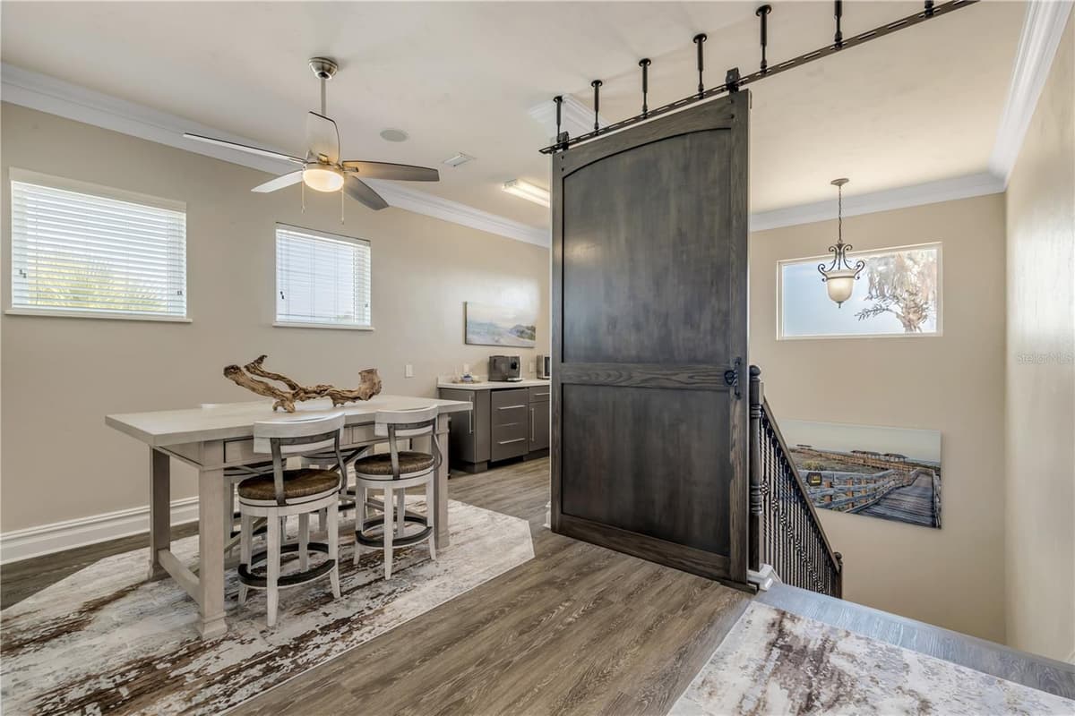 417 QUAY ASSISI — photo 60 of 100